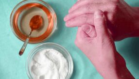 Use of baking soda to enhance a member